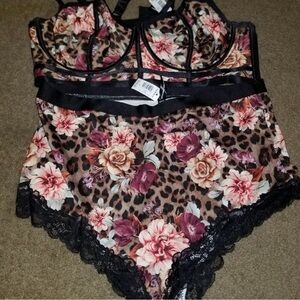 Torrid bra and panty set